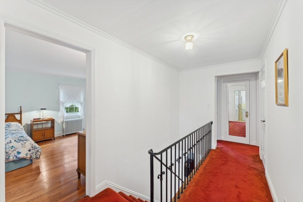 29_94StratfordAve_2029_Large 29_94StratfordAve_2029_Large